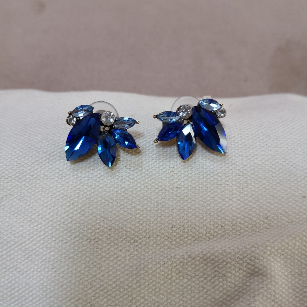Moving sale - Earrings